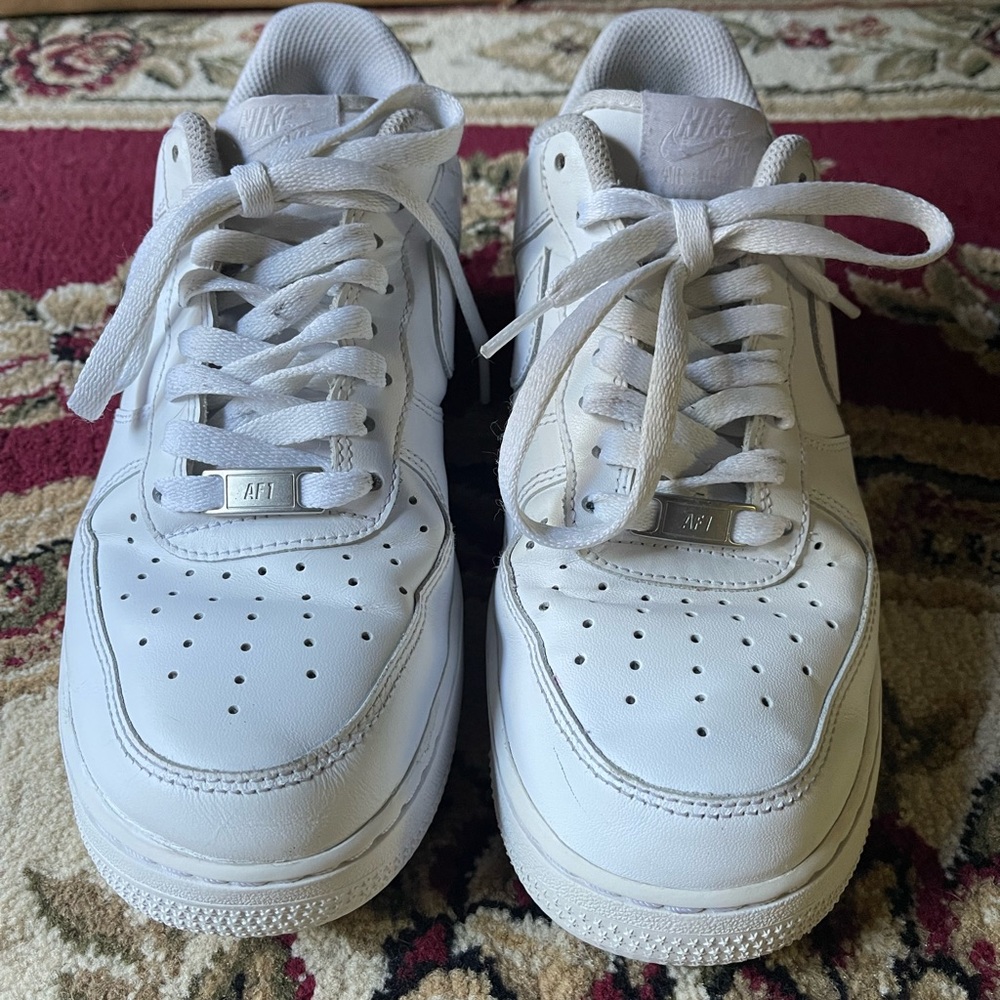Nike White Leather Sneakers